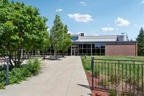 903 Quarry Road Coralville IA 52241
