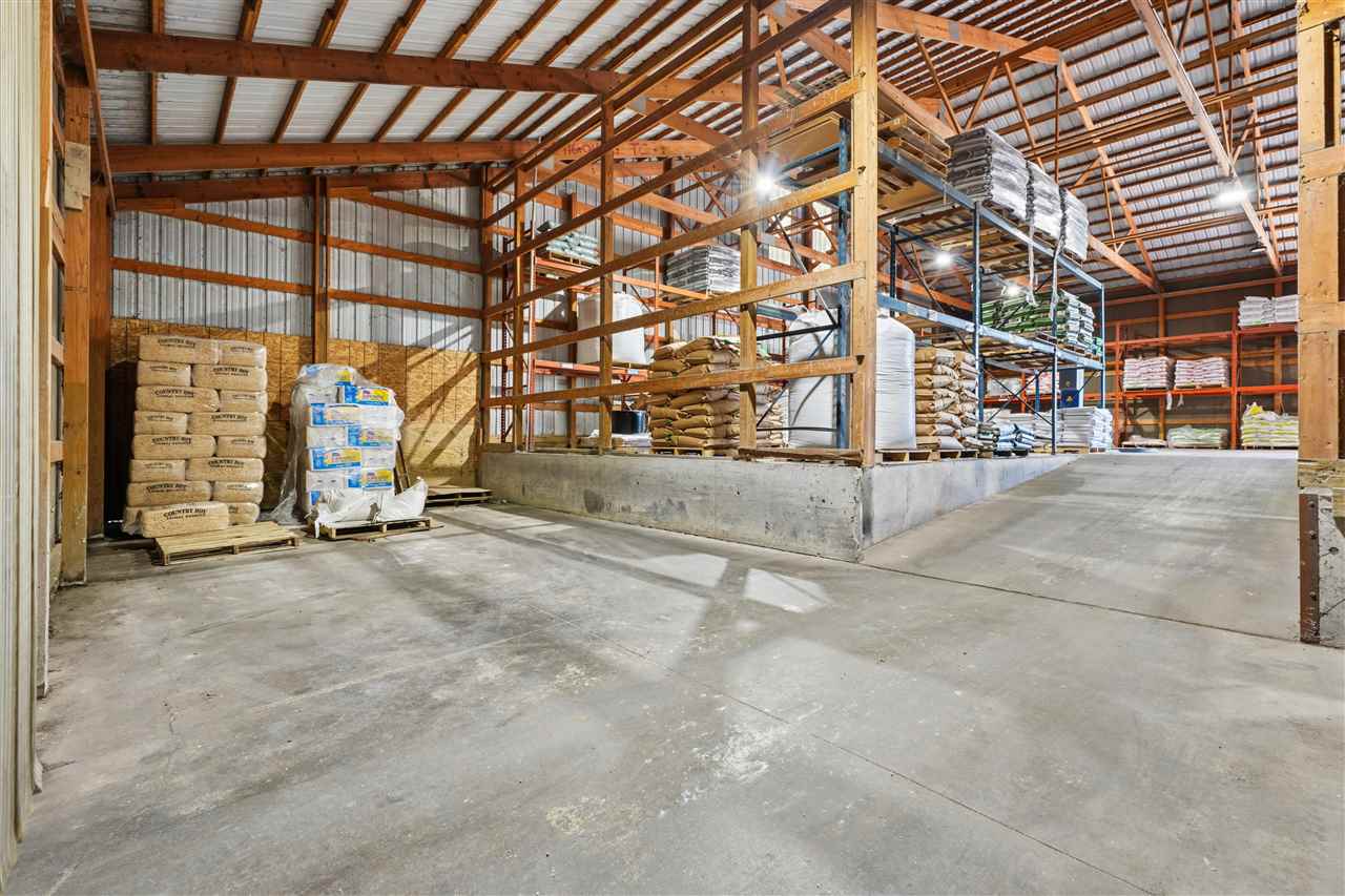310-330 S Dubuque Street Solon IA 52333