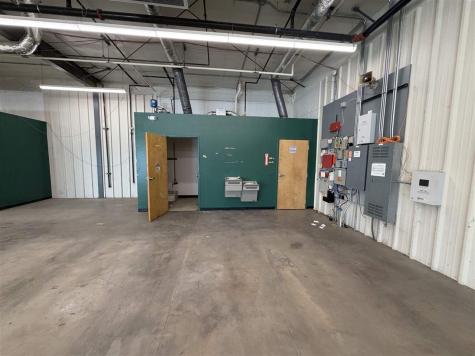 2020 E Locust Street Davenport IA 52803