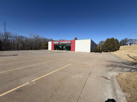 2020 E Locust Street Davenport IA 52803