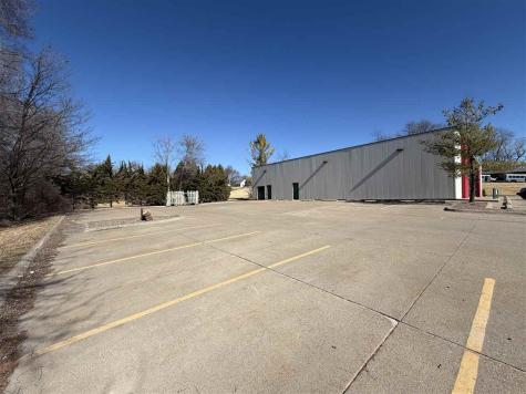 2020 E Locust Street Davenport IA 52803