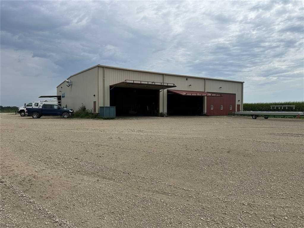 901 E South Street Tipton IA 52772