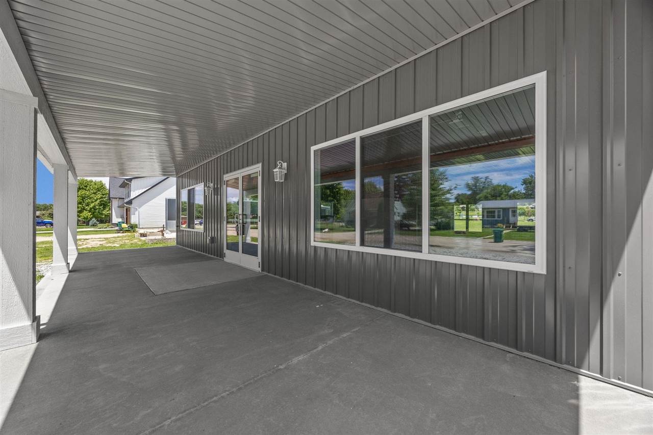 1660 Main Street Ely IA 52227-0000