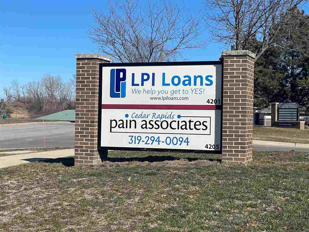 4201 Glass Road NE Cedar Rapids IA 52402