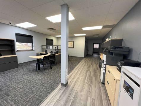 4201 Glass Road NE Cedar Rapids IA 52402
