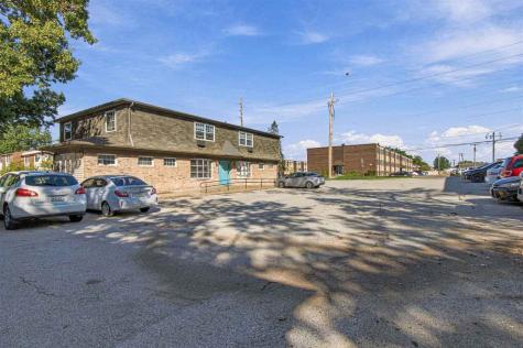 755 & 757 W Benton Street Iowa City IA 52246