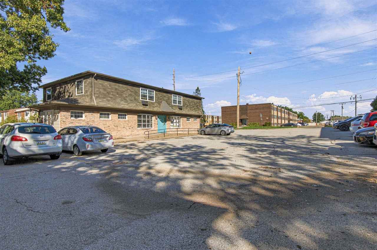755 & 757 W Benton Street Iowa City IA 52246