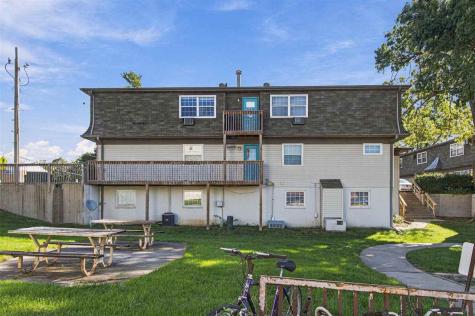 755 & 757 W Benton Street Iowa City IA 52246