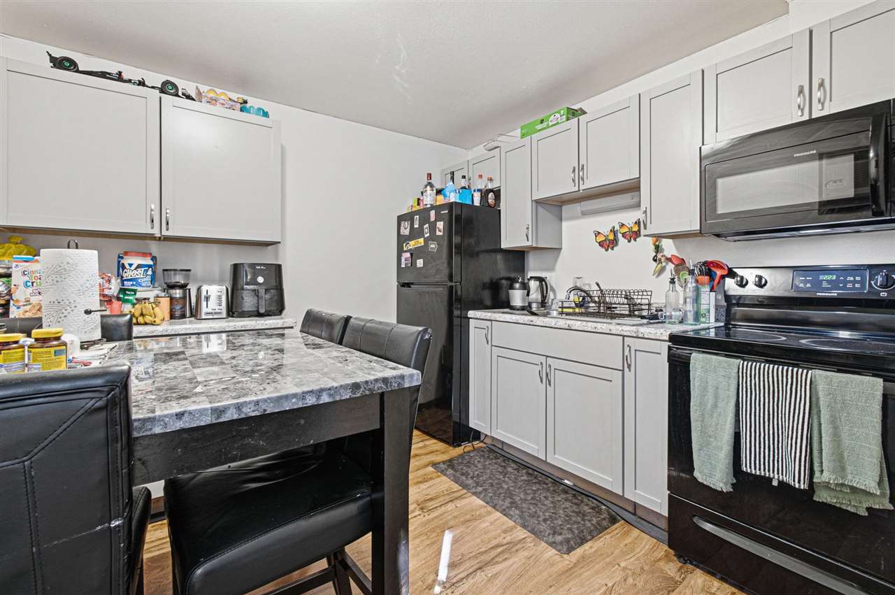 755 & 757 W Benton Street Iowa City IA 52246