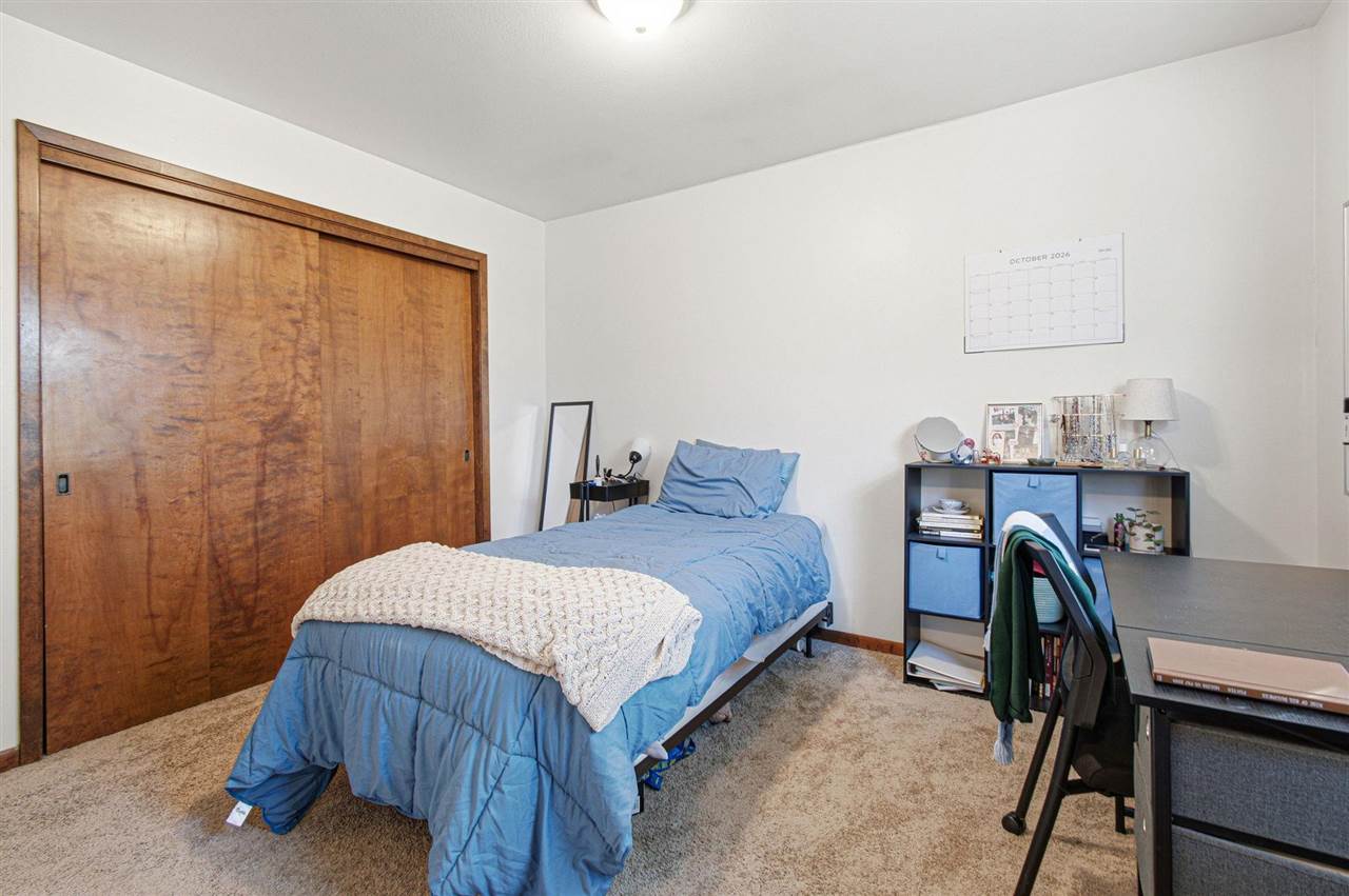 755 & 757 W Benton Street Iowa City IA 52246