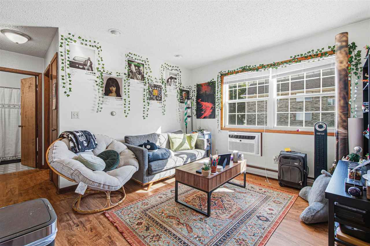 755 & 757 W Benton Street Iowa City IA 52246