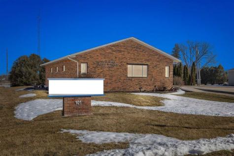 101 E 10th Street Monticello IA 52310-1034