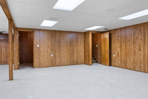 101 E 10th Street Monticello IA 52310-1034