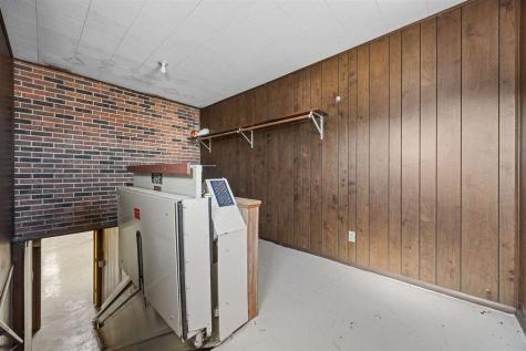 101 E 10th Street Monticello IA 52310-1034