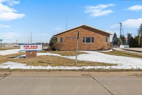 101 E 10th Street Monticello IA 52310-1034