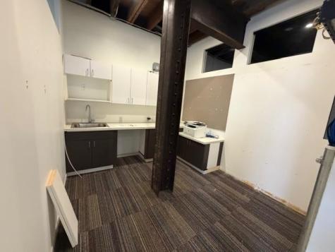 103 E College Street Iowa City IA 52240
