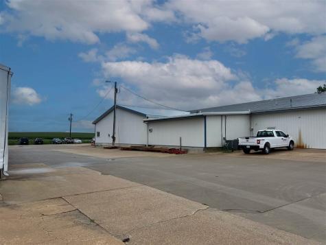 4369 Spencers Grove Road Walker IA 52352