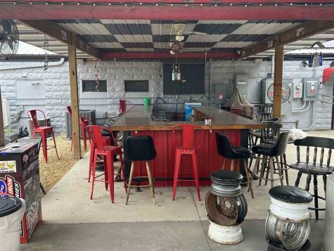 628 Lombard Street Clarence IA 52216