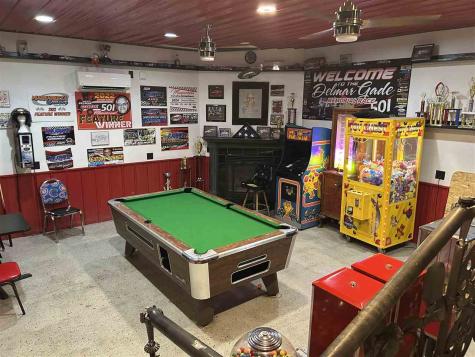 628 Lombard Street Clarence IA 52216