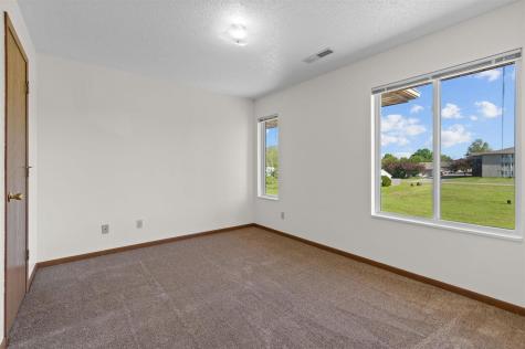 85 Sugar Creek Lane North Liberty IA 52317