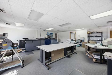 408 Highland Court Iowa City IA 52240