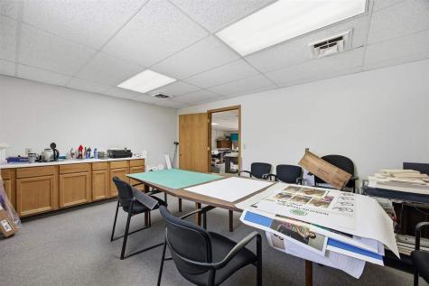 408 Highland Court Iowa City IA 52240