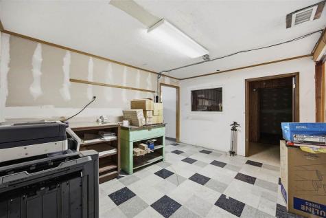 408 Highland Court Iowa City IA 52240