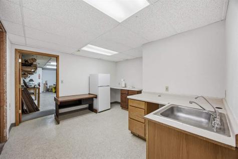 408 Highland Court Iowa City IA 52240