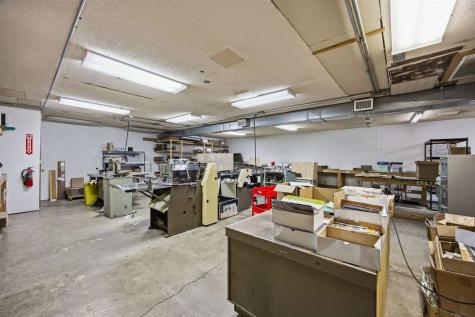 408 Highland Court Iowa City IA 52240
