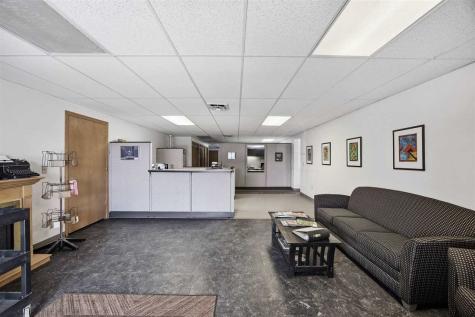 408 Highland Court Iowa City IA 52240