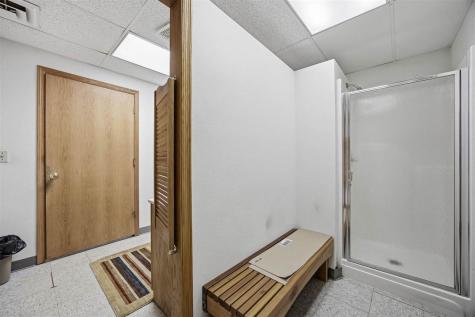 408 Highland Court Iowa City IA 52240
