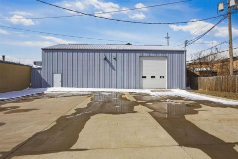 408 Highland Court Iowa City IA 52240