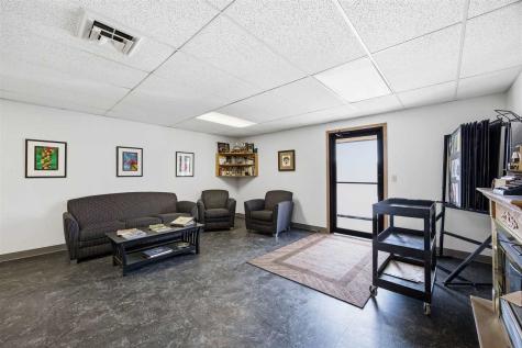 408 Highland Court Iowa City IA 52240