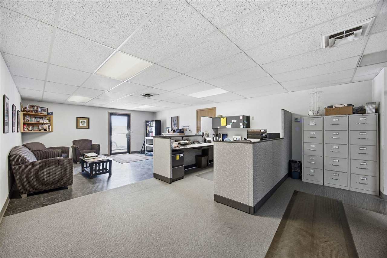 408 Highland Court Iowa City IA 52240