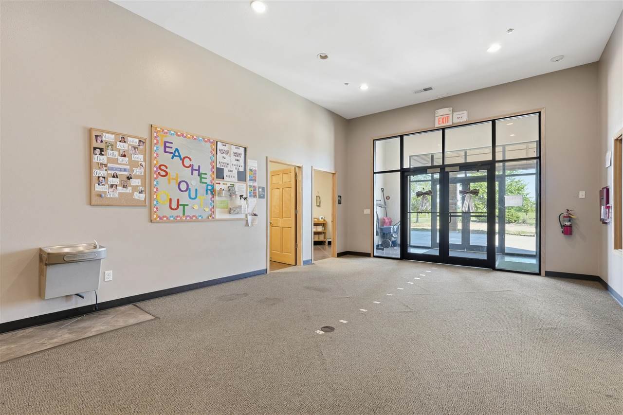 70 Kansas Avenue North Liberty IA 52317