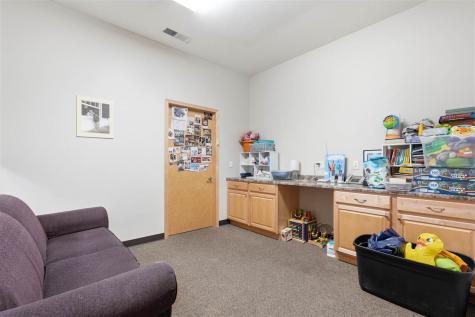 70 Kansas Avenue North Liberty IA 52317
