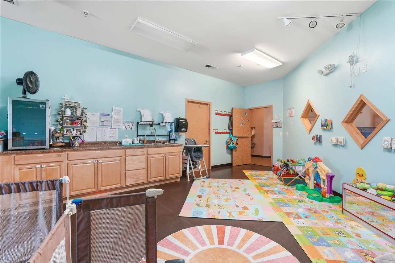 70 Kansas Avenue North Liberty IA 52317