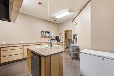70 Kansas Avenue North Liberty IA 52317