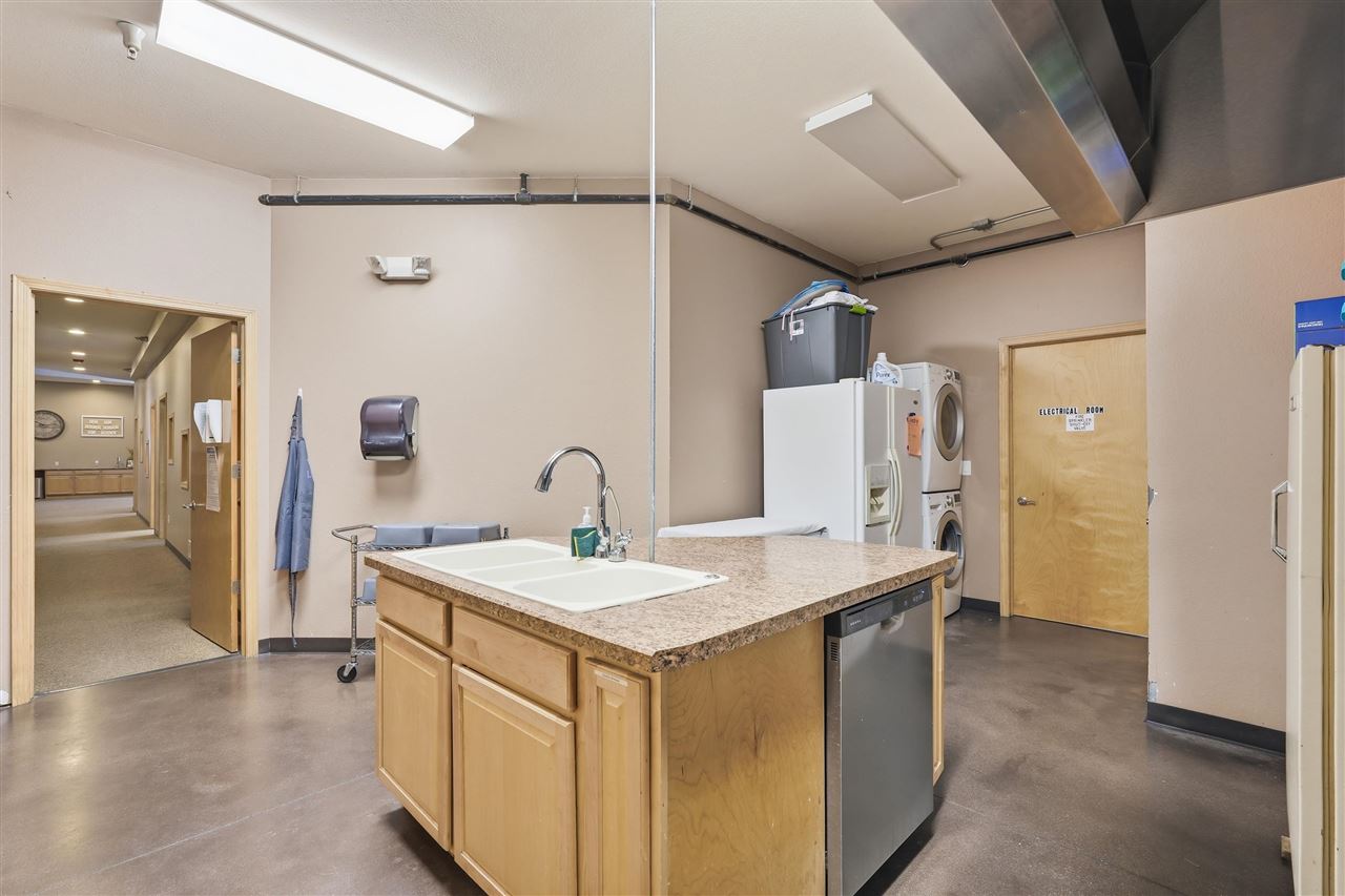 70 Kansas Avenue North Liberty IA 52317