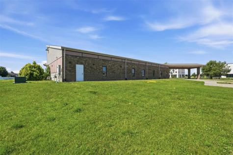 70 Kansas Avenue North Liberty IA 52317