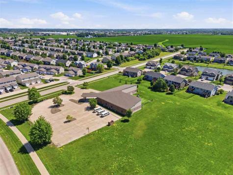 70 Kansas Avenue North Liberty IA 52317