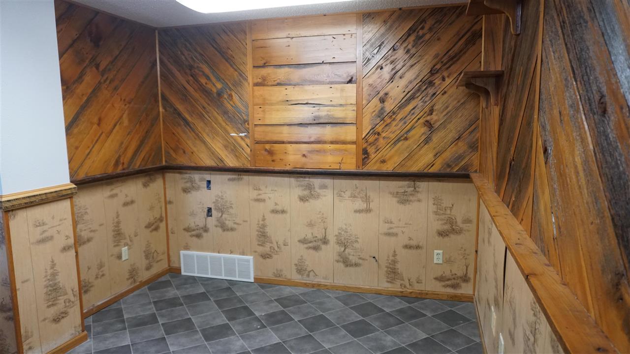 104 W Jayne Street Lone Tree IA 52755