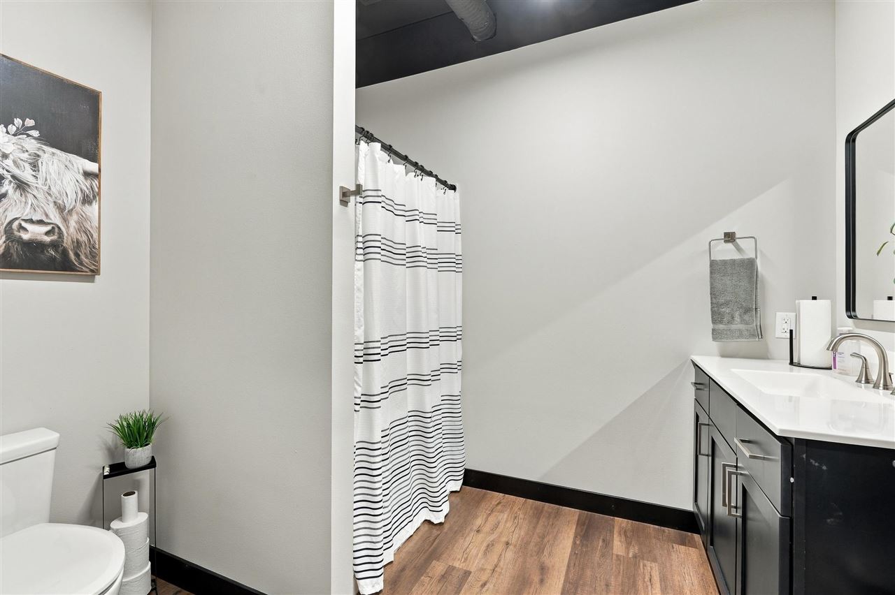 120 E Main Washington IA 52353