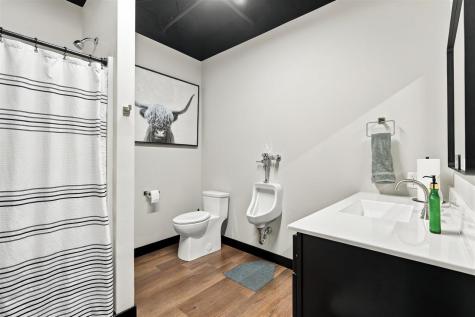 120 E Main Washington IA 52353