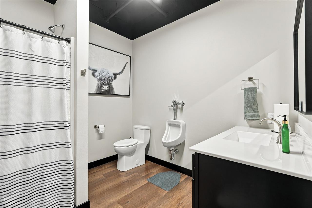 120 E Main Washington IA 52353