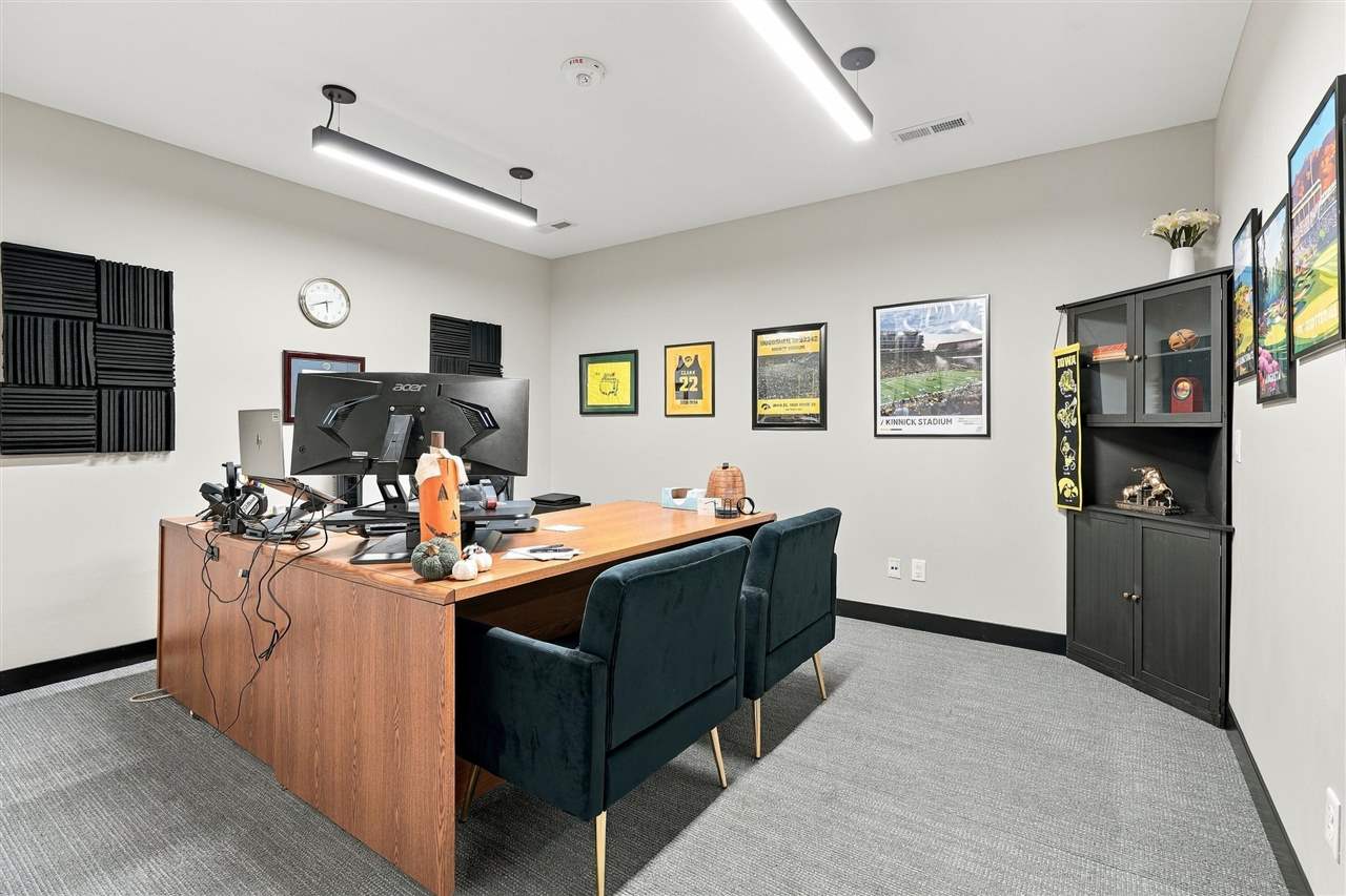 120 E Main Washington IA 52353