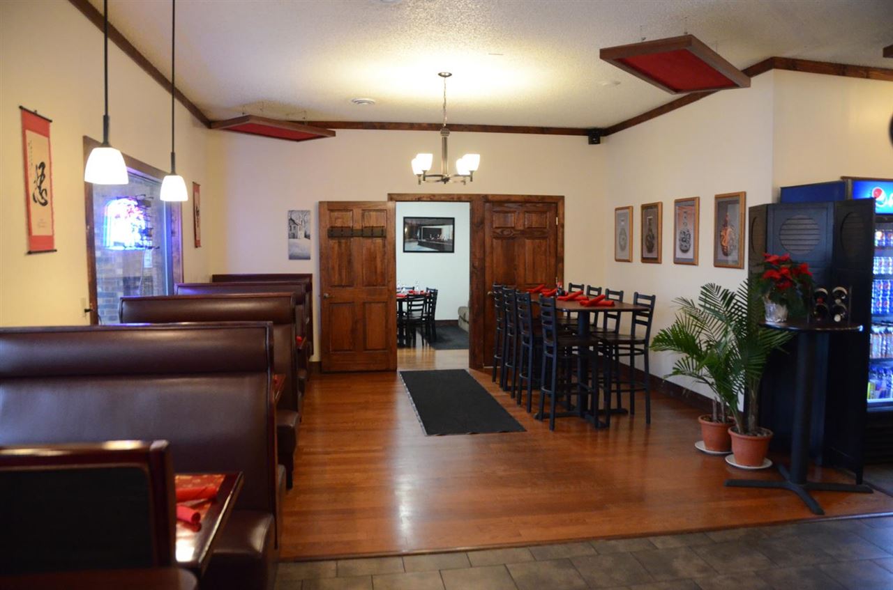 5 Sturgis Corner Drive Iowa City IA 52246