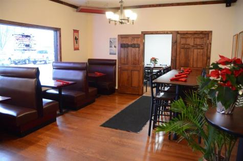 5 Sturgis Corner Drive Iowa City IA 52246