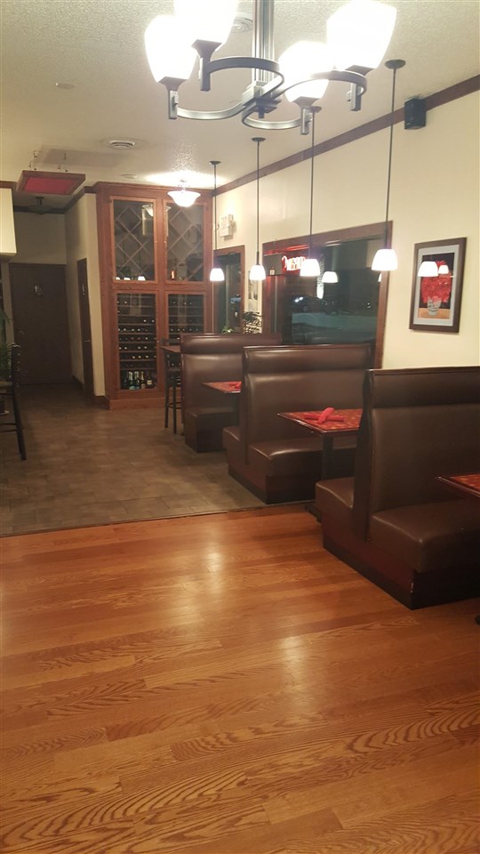5 Sturgis Corner Drive Iowa City IA 52246