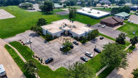 3950 River Ridge Drive NE Cedar Rapids IA 52402